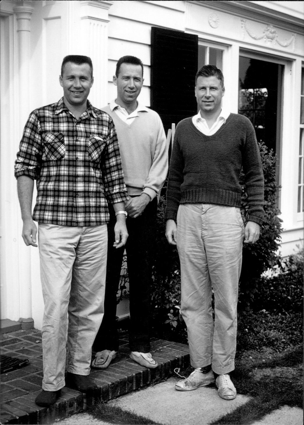 The Ketcham brothers post for a family photo.