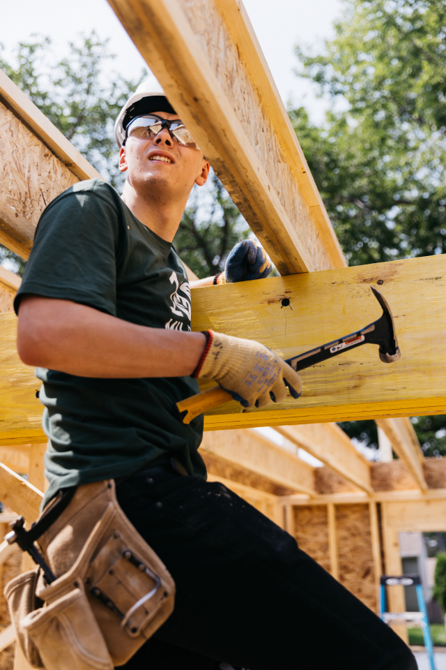 Student Sam Trigelaar gaining onsite experience.