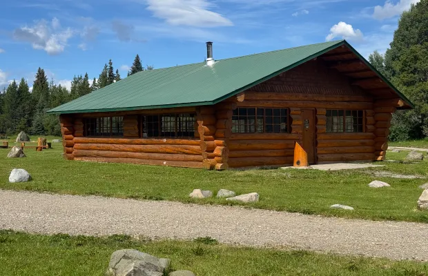 The large Gregg Cabin picnic shelter.